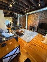 featured image of 47 Van Braam St