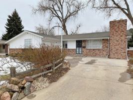 featured image of 10640 W 62nd Pl