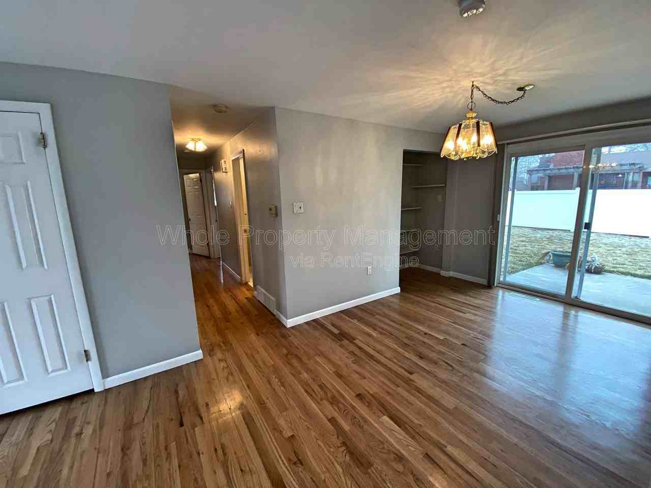 10640 W 62nd Pl - Photo 5 of 40