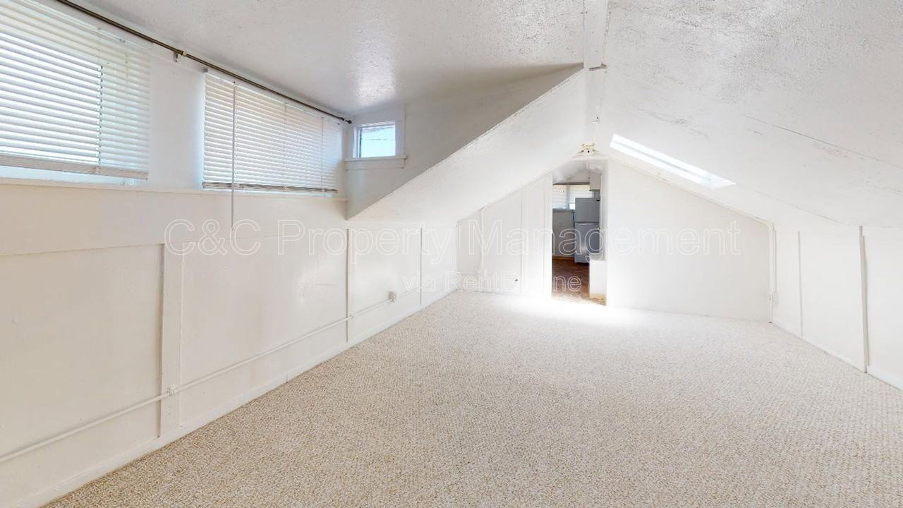 500 Hamilton Ave #B - Photo 3 of 5