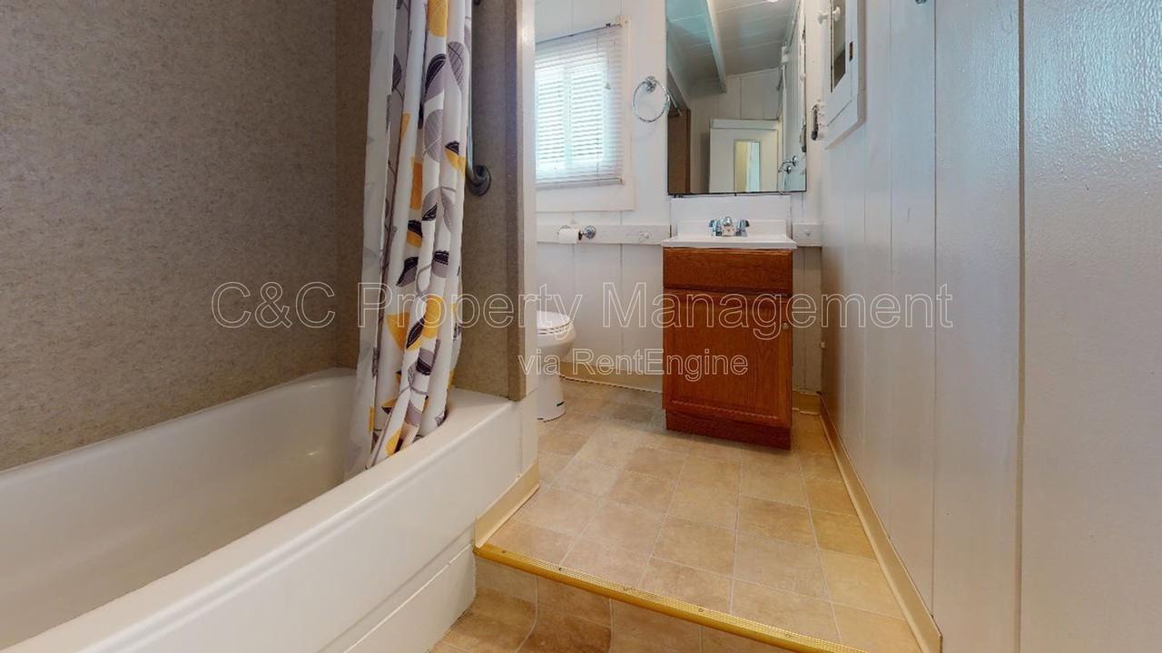 500 Hamilton Ave #B - Photo 5 of 5