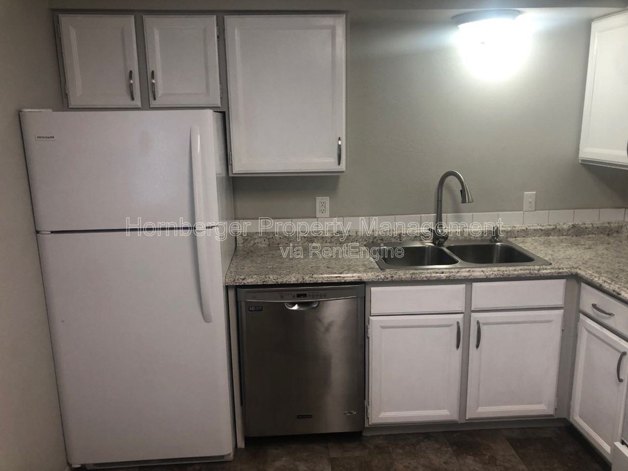 3203 N Smith St #11 - Photo 5 of 13