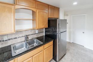 908 E Longfellow Ave - Photo 1 of 1