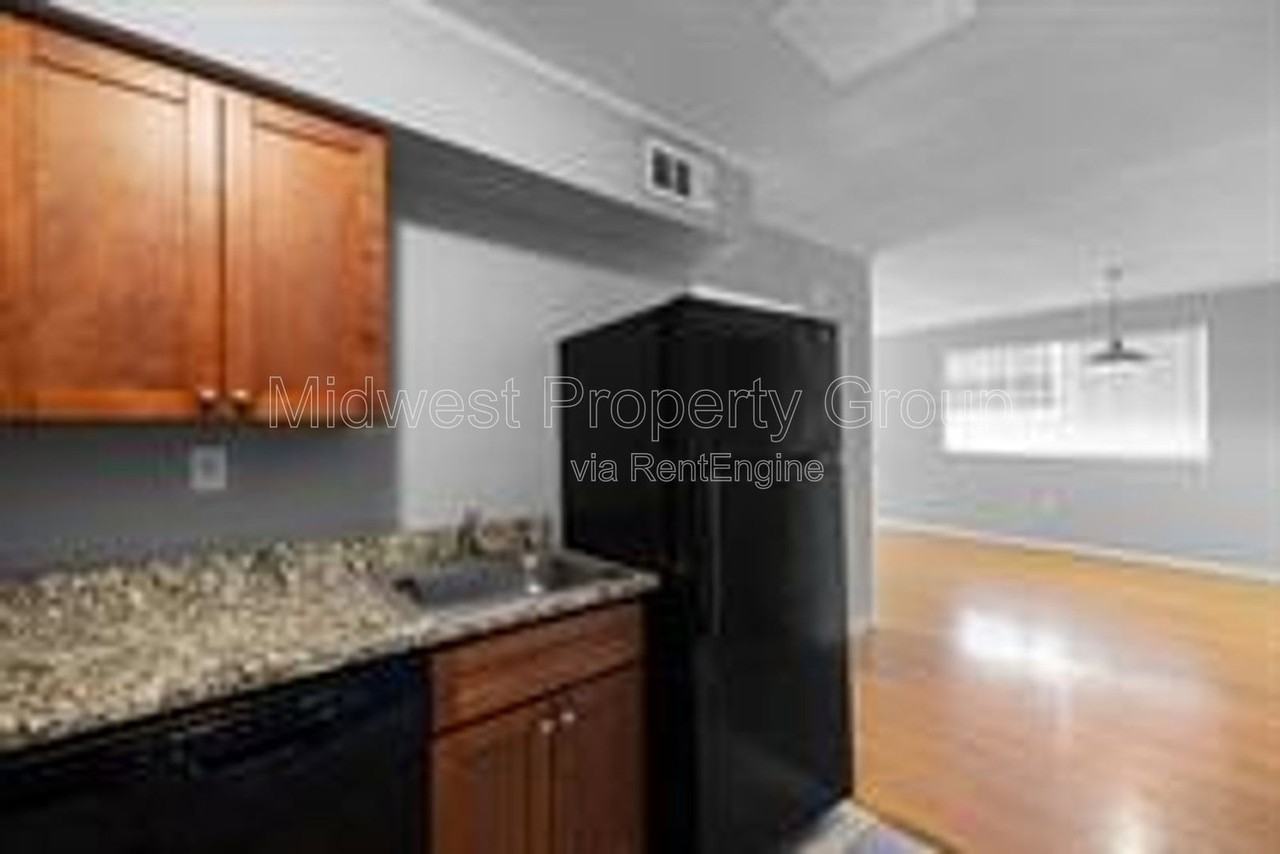 2507 S Big Bend Blvd #11 - Photo 3 of 13