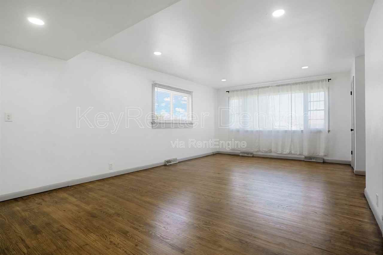 741 S Wolff St #A - Photo 3 of 19