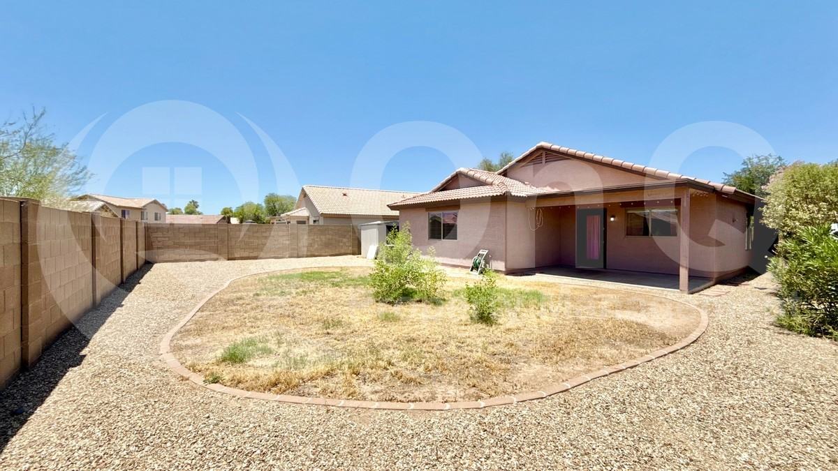 17241 W Apache St - Photo 5 of 17