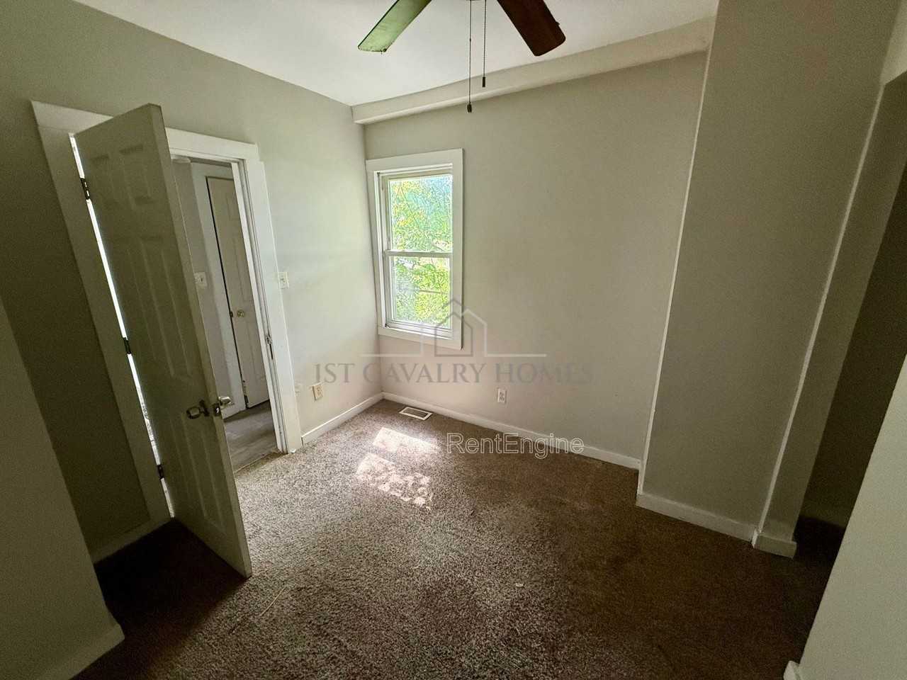 289 Sumner Ct - Photo 6 of 8
