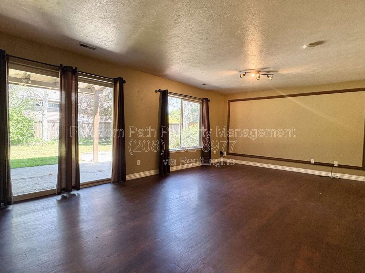 1955 W Ridgemont Ave - Photo 3 of 25