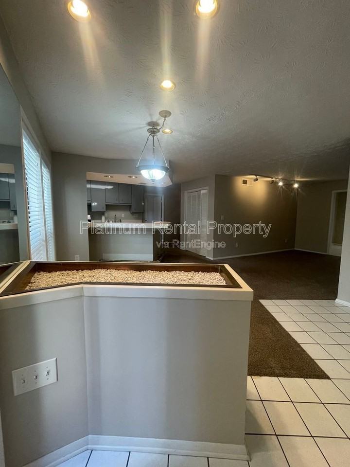 402 Wynnes Ridge Cir Se - Photo 6 of 47