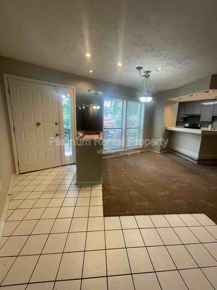 402 Wynnes Ridge Cir Se - Photo 7 of 47
