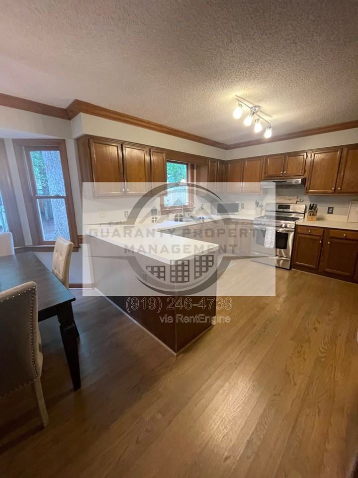 639 Greenwood Cir - Photo 2 of 13