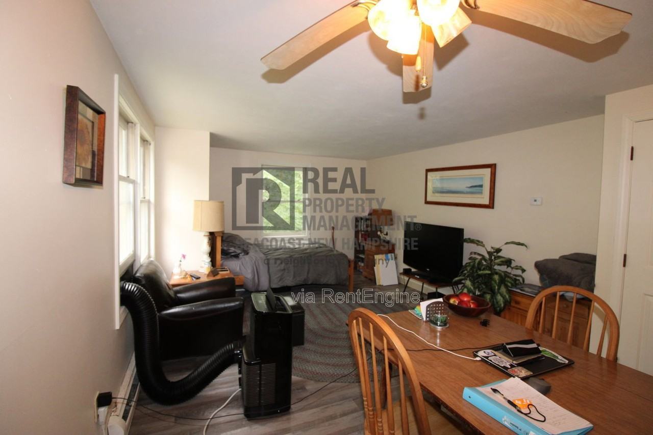 28 Ivy Ln #5 - Photo 3 of 13