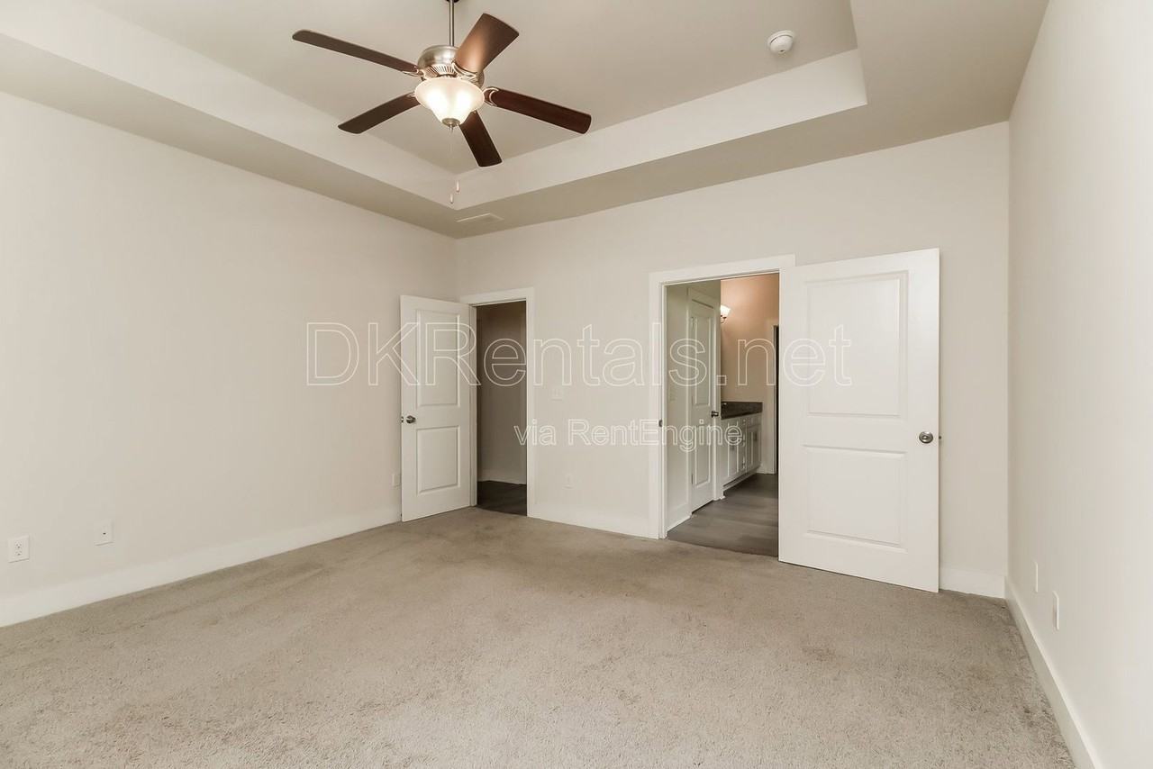 140 Stewart Glen Dr - Photo 7 of 20