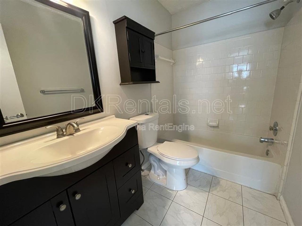 2930 Governors Ct - Photo 7 of 11