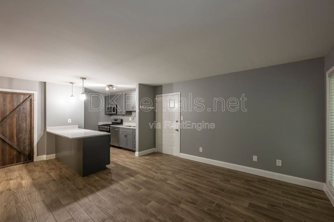 1309 Summit North Dr Ne - Photo 2 of 15