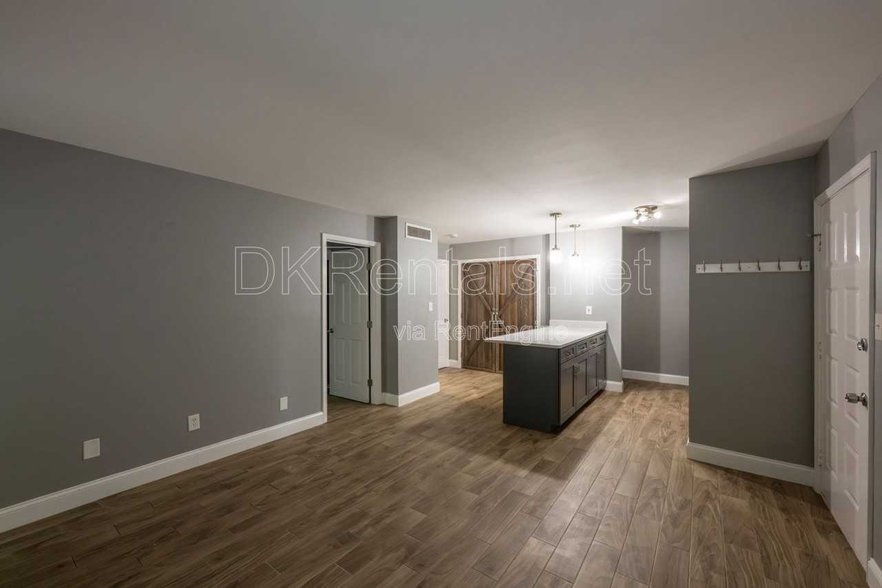 1309 Summit North Dr Ne - Photo 3 of 15