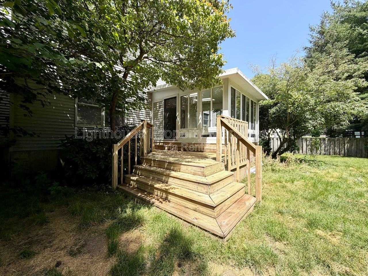 3696 Senna Dr Ne - Photo 4 of 36