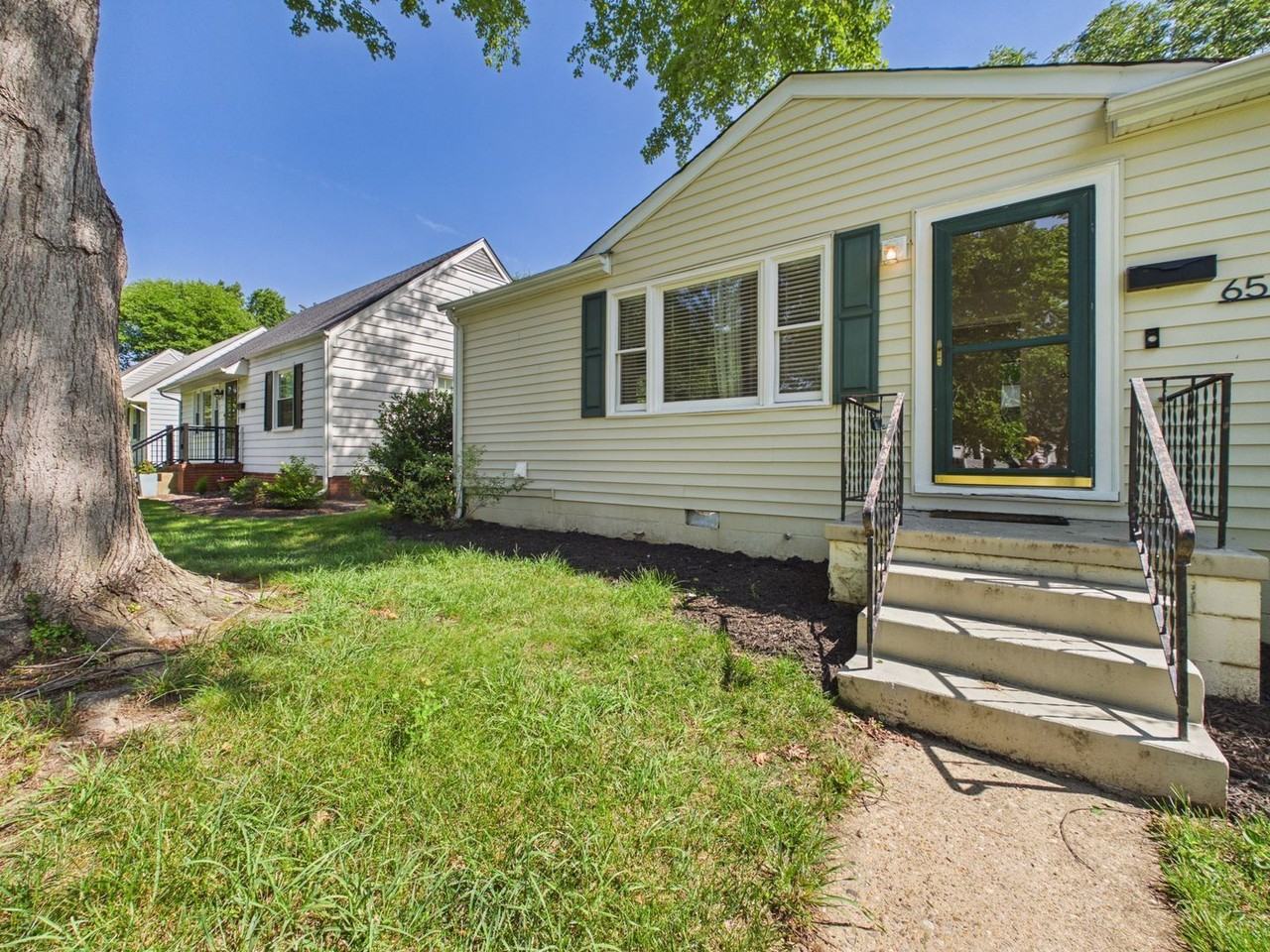 6514 Stuart Ave - Photo 3 of 25