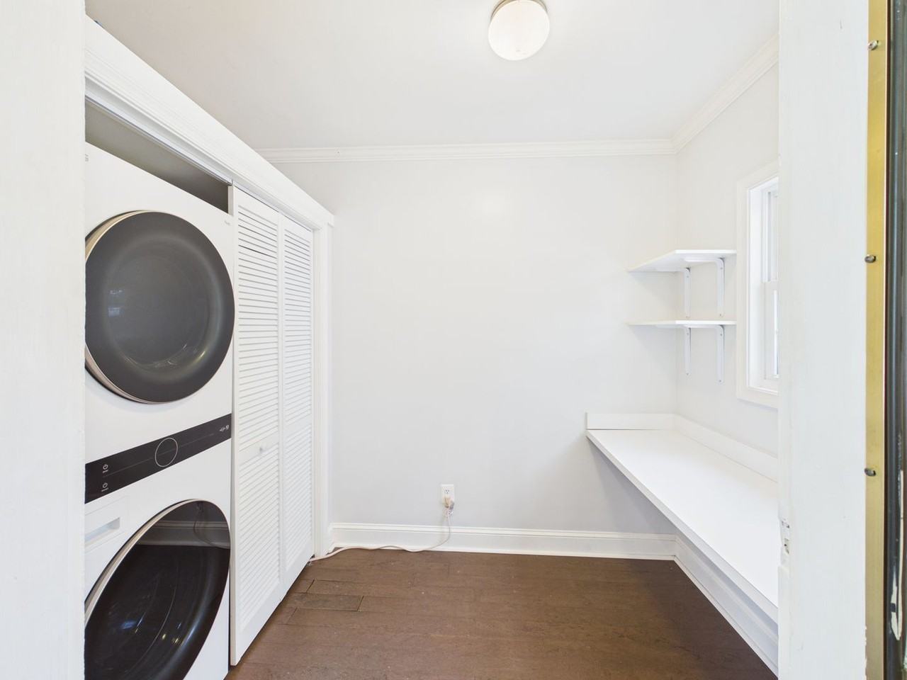 6514 Stuart Ave - Photo 7 of 25