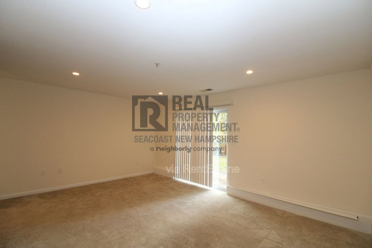 4 Waverly Dr - Photo 7 of 17