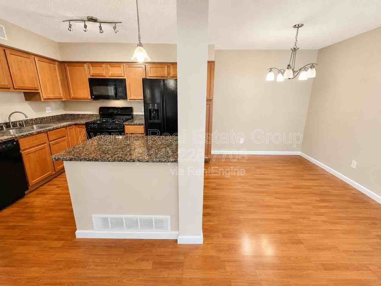 1445 Willow Brook Cv #5 - Photo 5 of 16