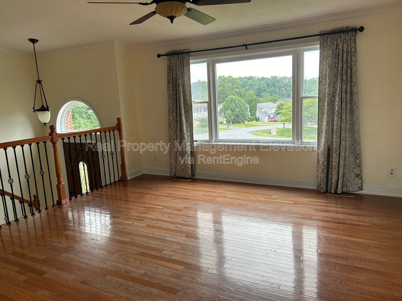 123 Mill Race Dr - Photo 2 of 6