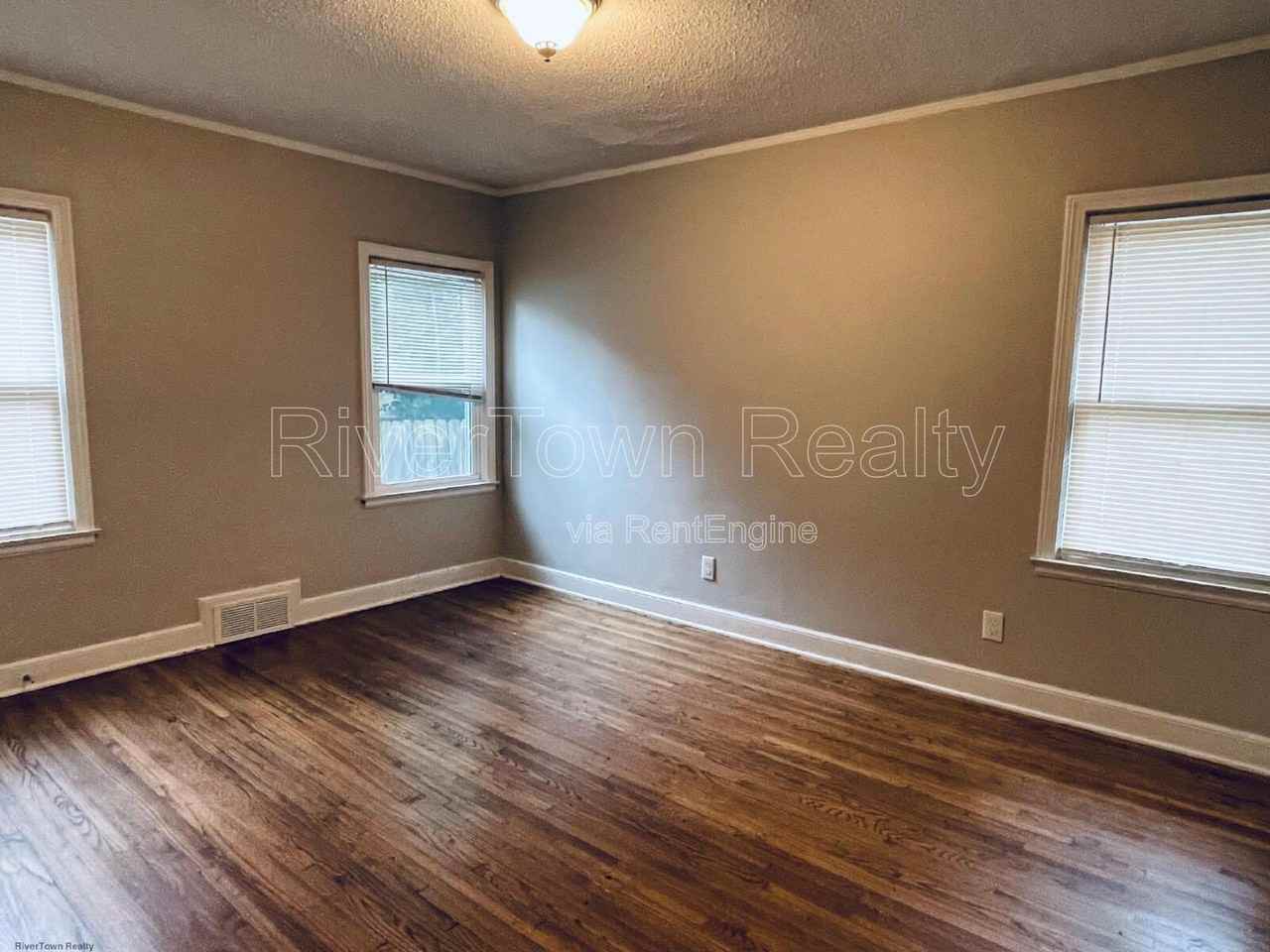187 N Holmes St - Photo 5 of 13