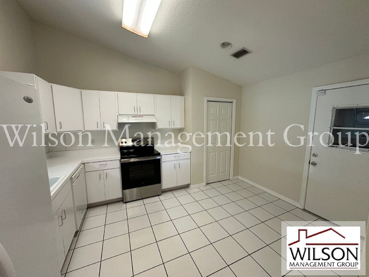 4066 Bonnie Dr - Photo 4 of 22