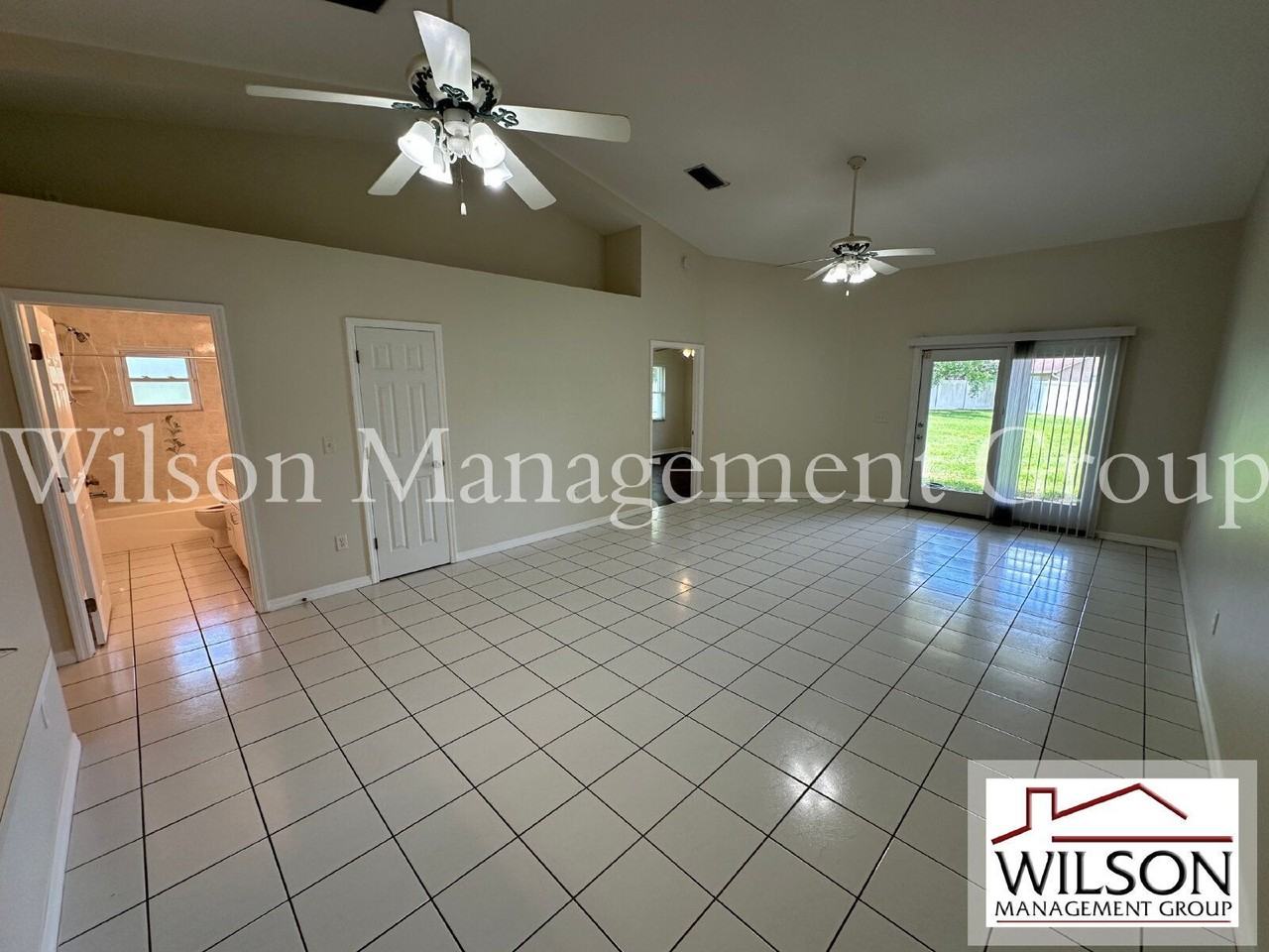 4066 Bonnie Dr - Photo 7 of 22