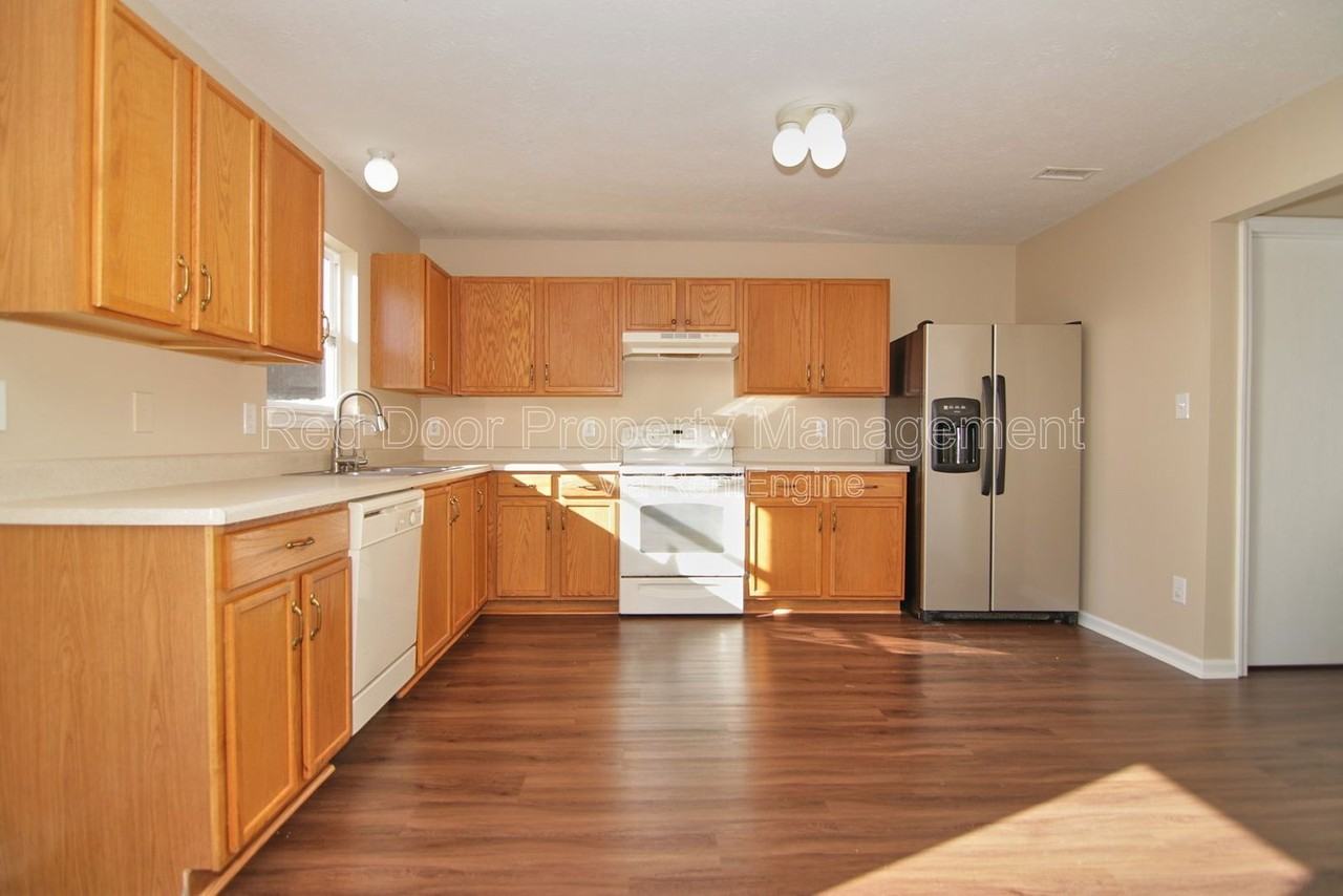 12419 Deerview Dr - Photo 7 of 27