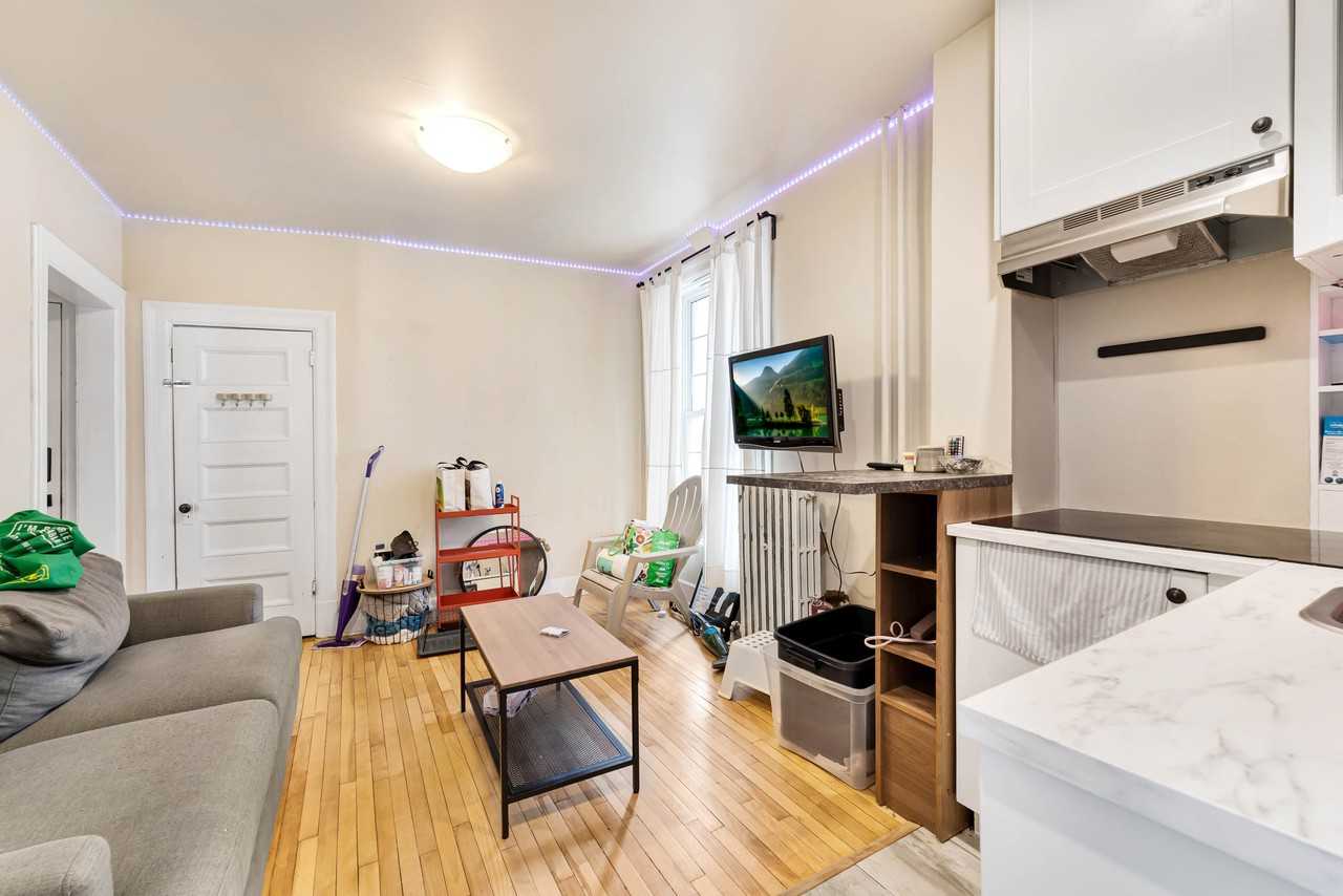 140 Stewart Street - Photo 2 of 12