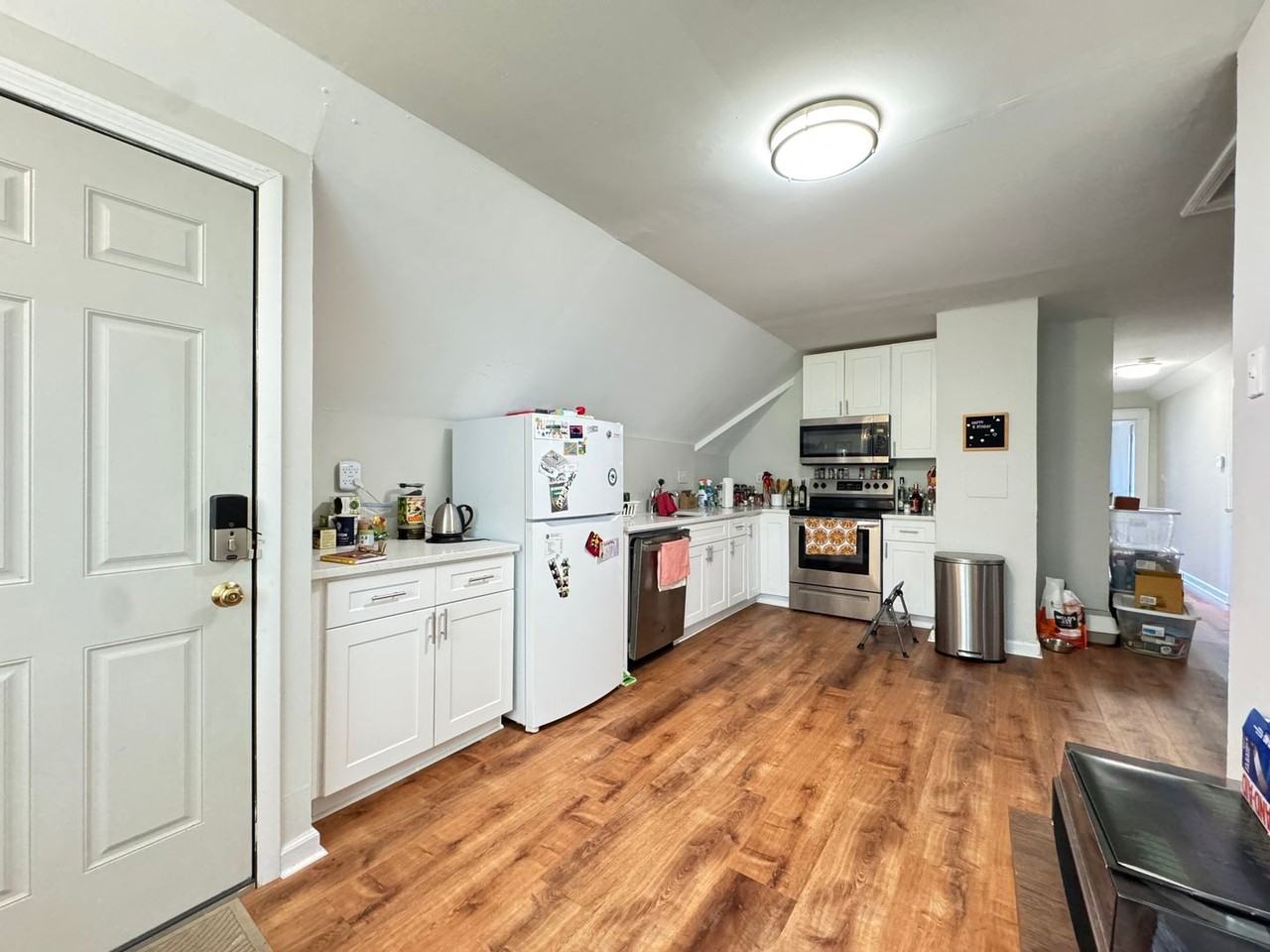 56 Hillside Pl #4 - Photo 7 of 12