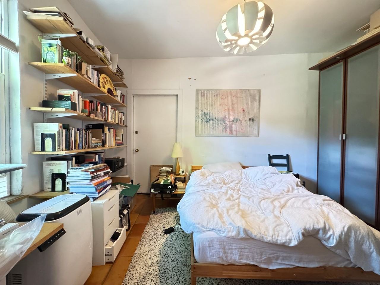 924 State St #7 - Photo 2 of 14