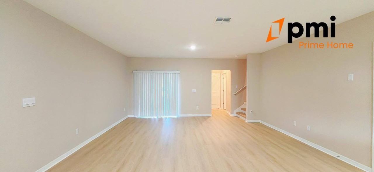 10083 Salt Point Dr - Photo 6 of 48