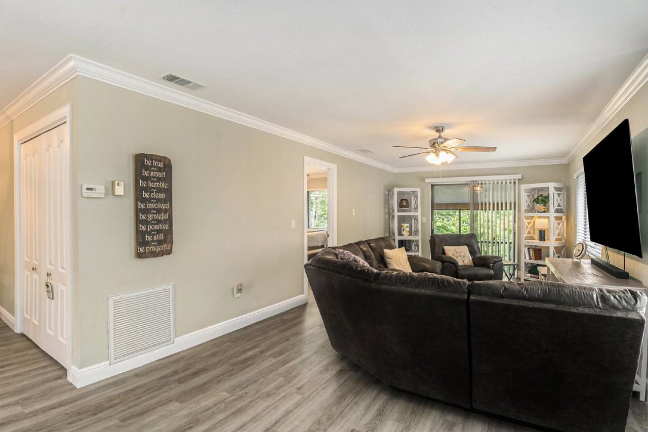 12308 Eagleswood Dr Apt D - Photo 5 of 33