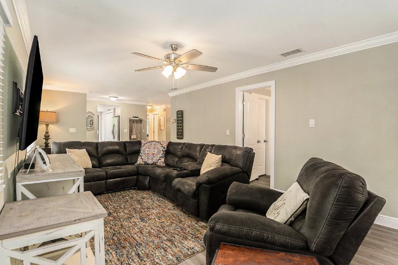 12308 Eagleswood Dr Apt D - Photo 7 of 33