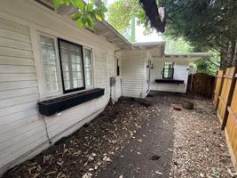 featured image of 10131 Se Cambridge Ln