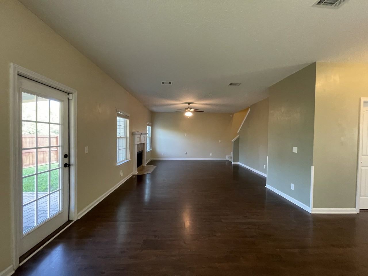 1322 Windrow Dr - Photo 6 of 32