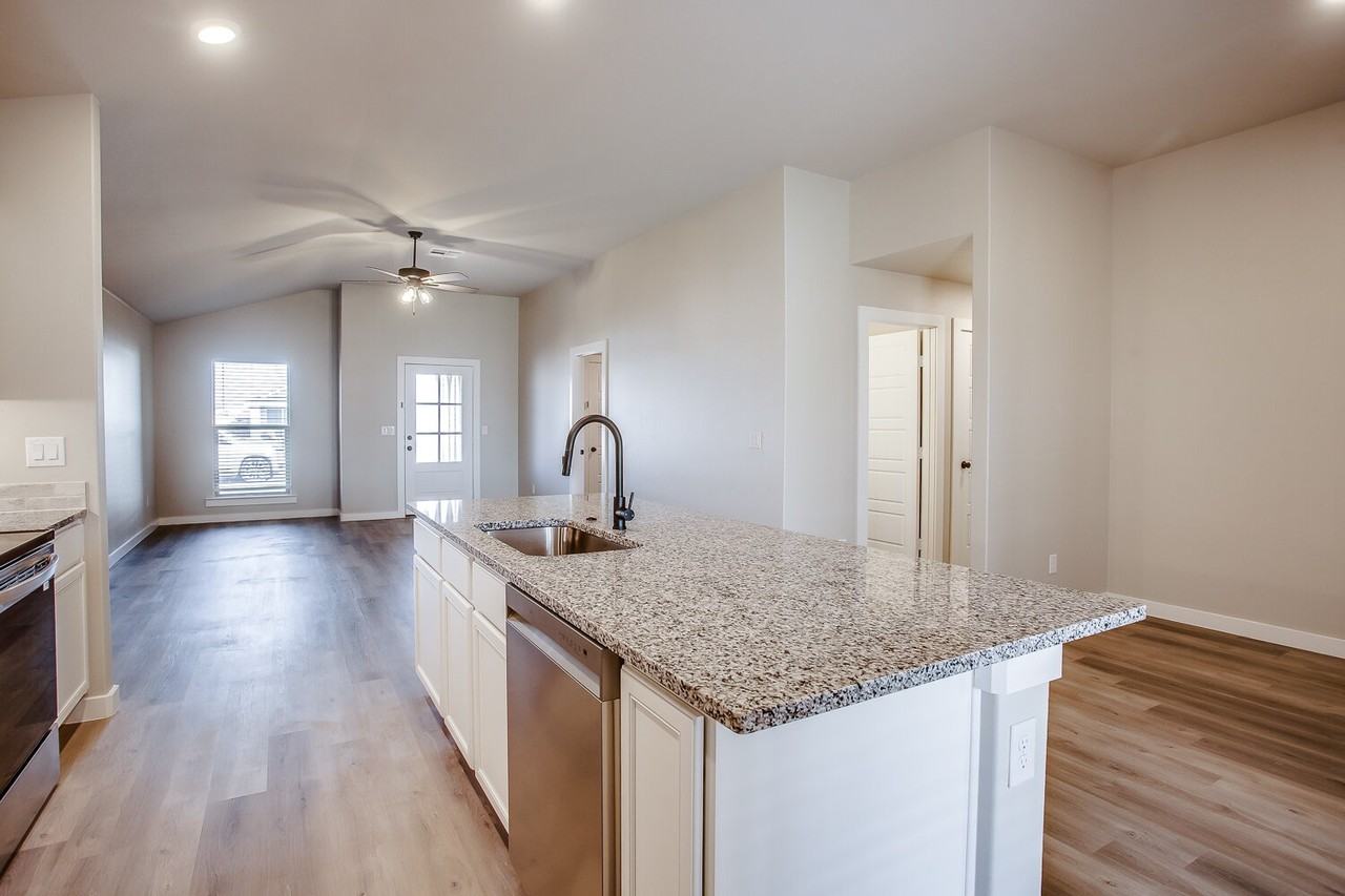 13206 Terrell Ave - Photo 7 of 18