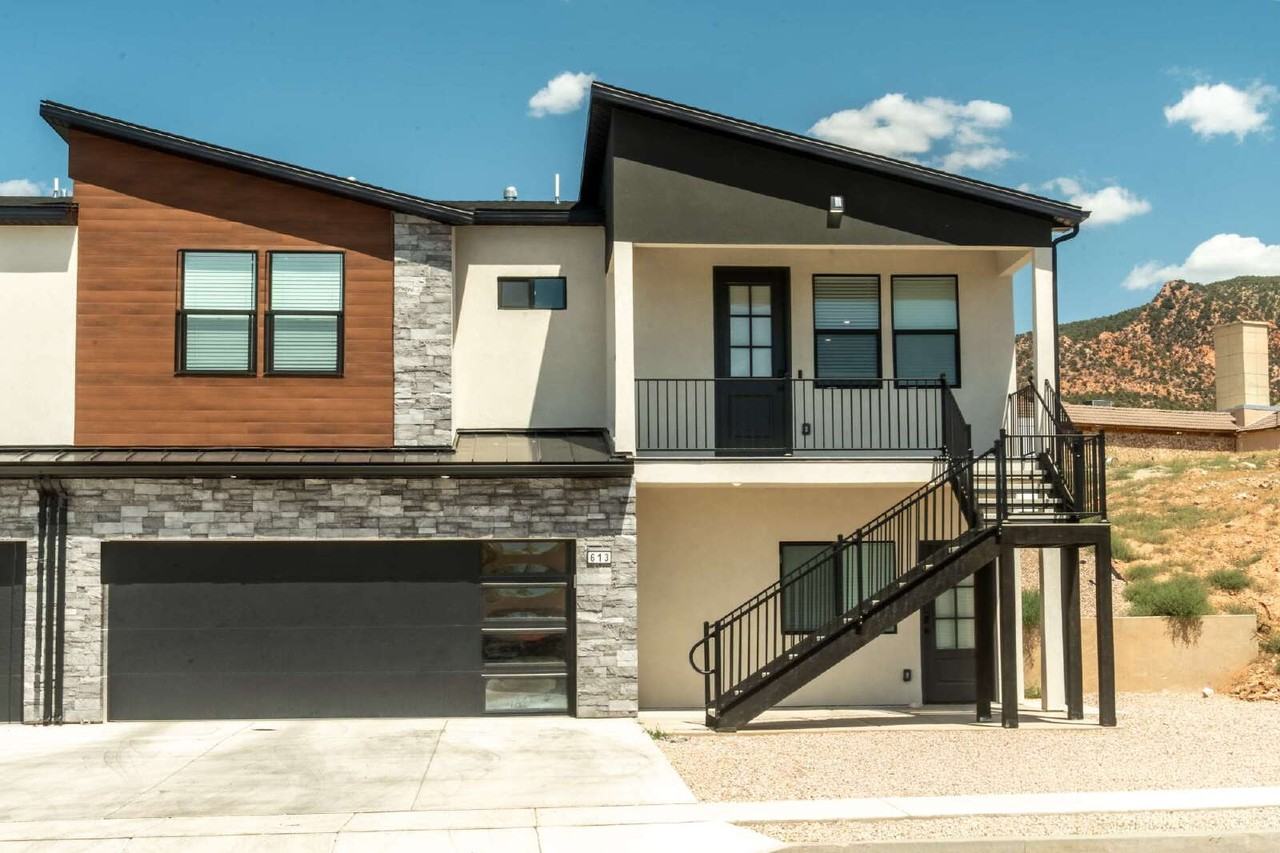 613 S 75 E #2B - Photo 3 of 40