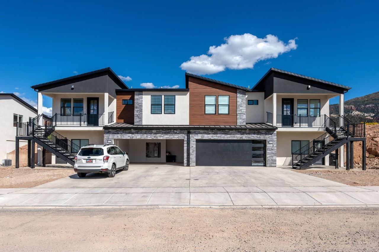 613 S 75 E #2B - Photo 4 of 40