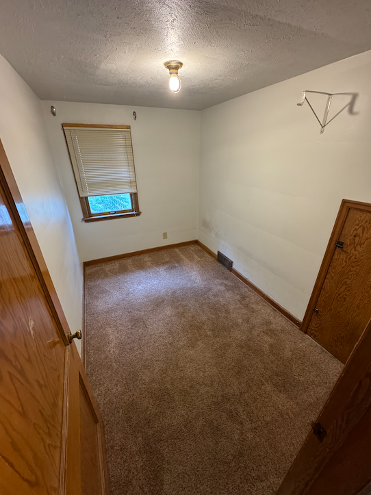408 3rd Ave Ne #2 - Photo 4 of 5