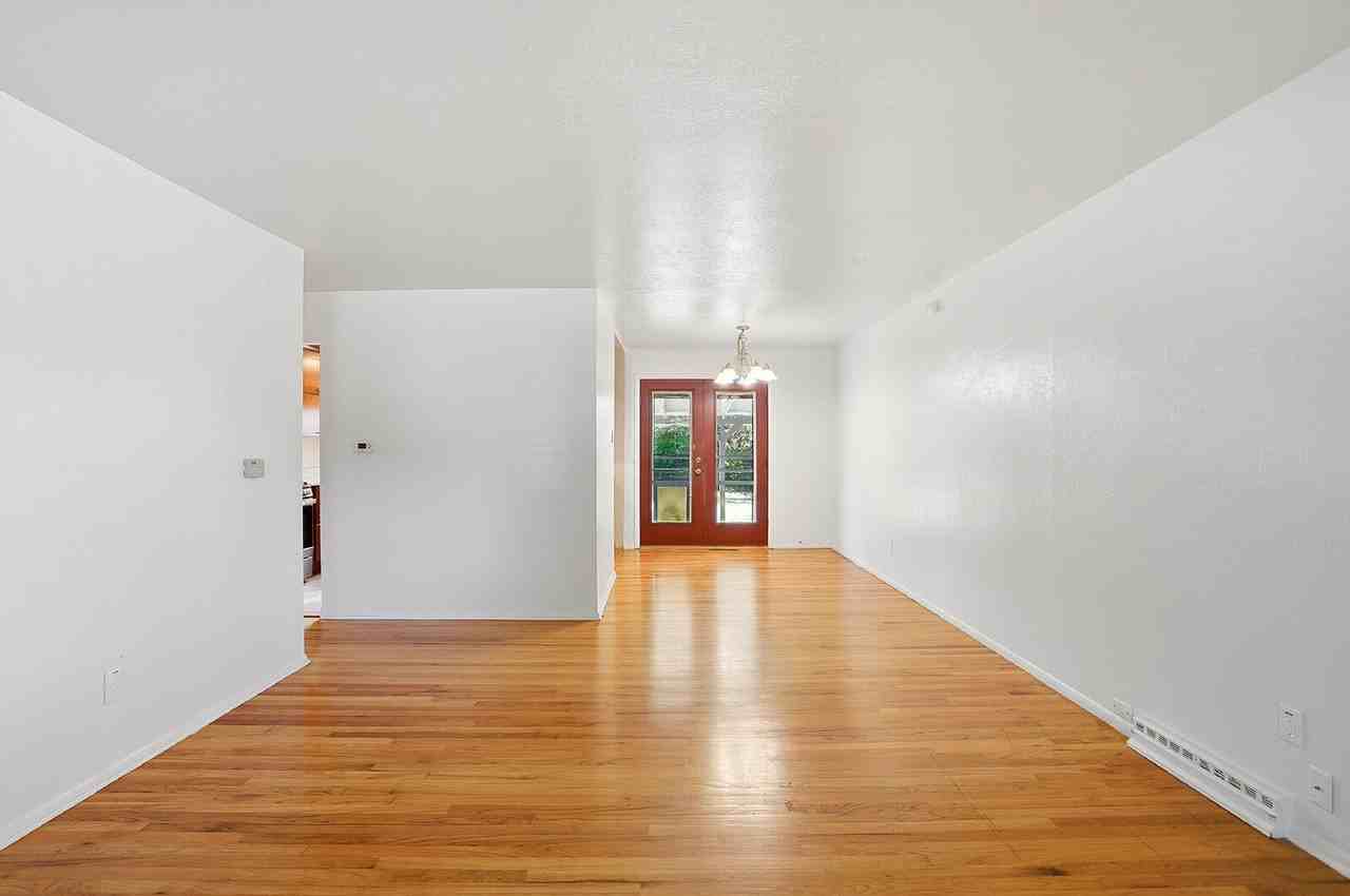 716 S Jersey St - Photo 5 of 48