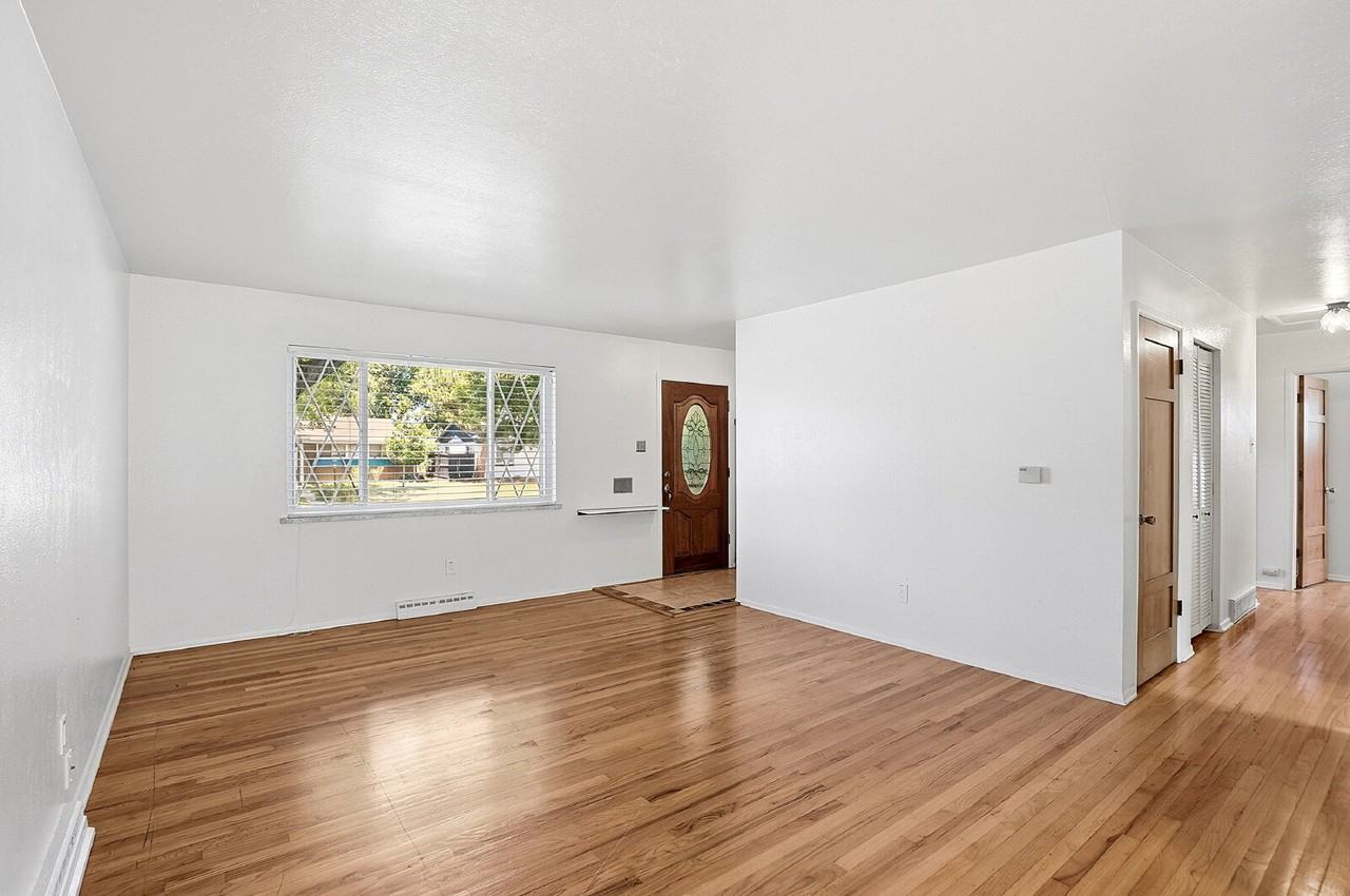 716 S Jersey St - Photo 6 of 48