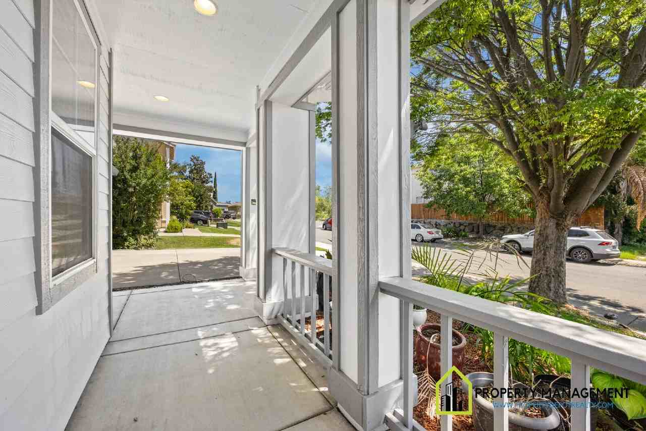 7011 Orofino Dr - Photo 6 of 50