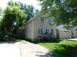 featured image of 1116 Hancock St #LOWER