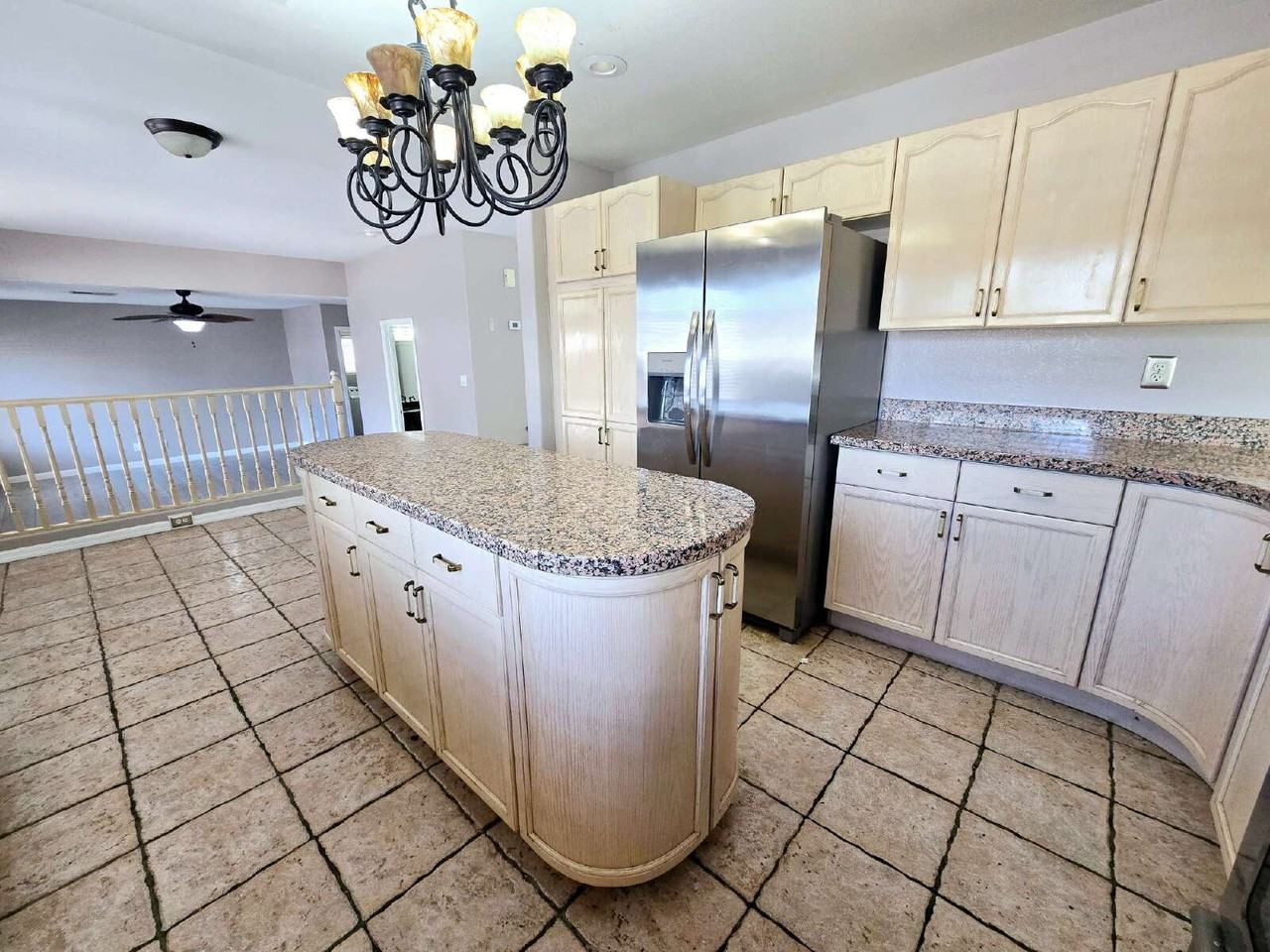 3759 Funston Way - Photo 7 of 31
