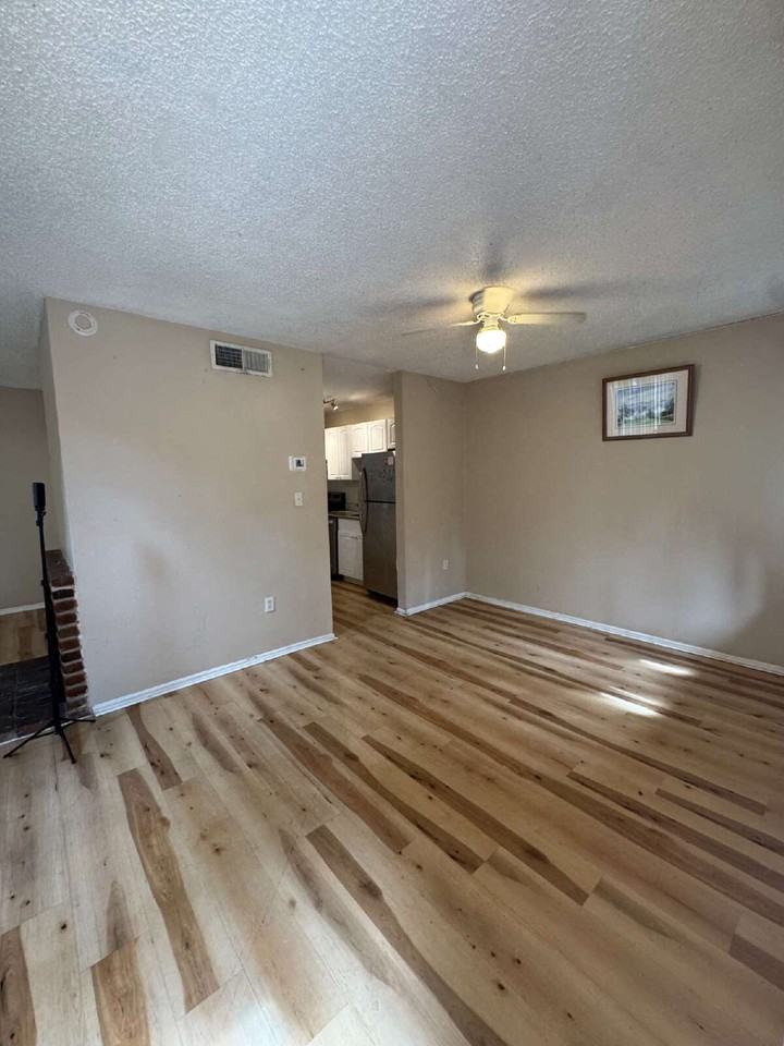 5012 Downing St Unit 10 - Photo 2 of 18