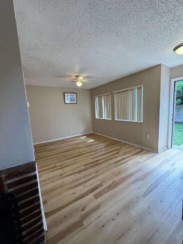 5012 Downing St Unit 10 - Photo 3 of 18