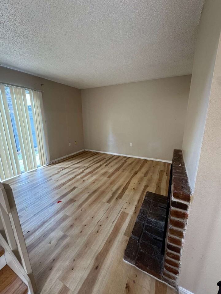 5012 Downing St Unit 10 - Photo 4 of 18